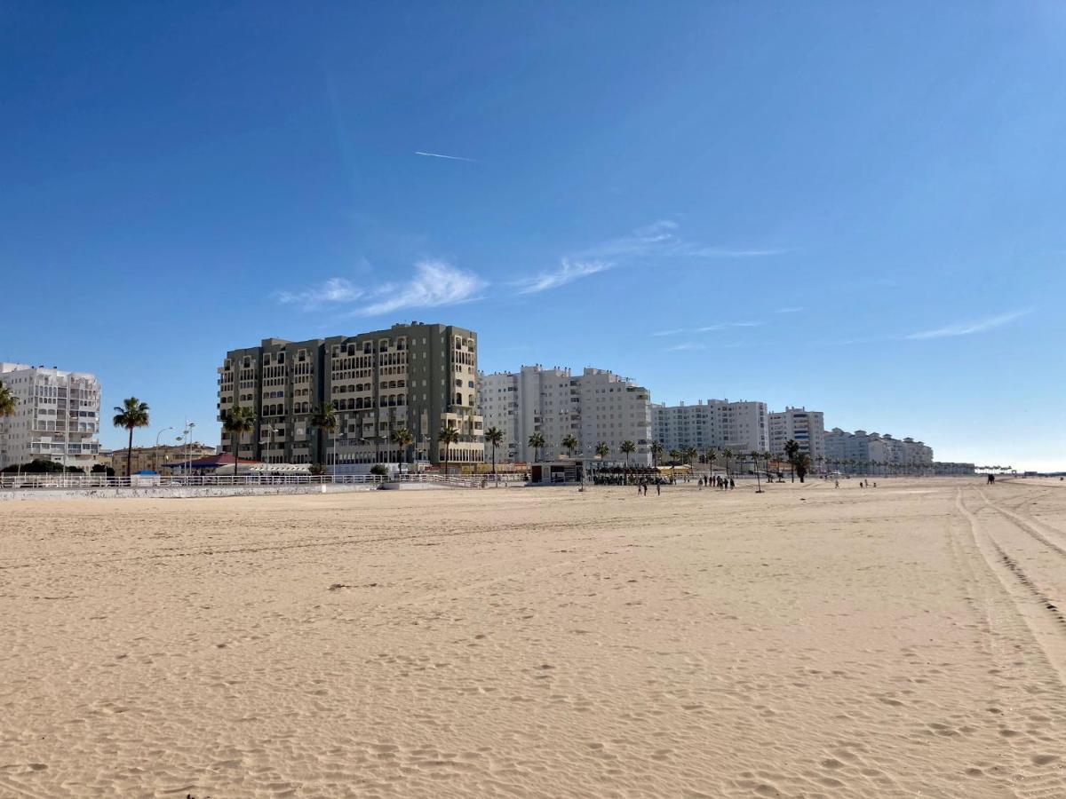 Appartement Atico Valdelagrana Playa - Aire Acondicionado Y Piscina à El Puerto de Santa María Extérieur photo