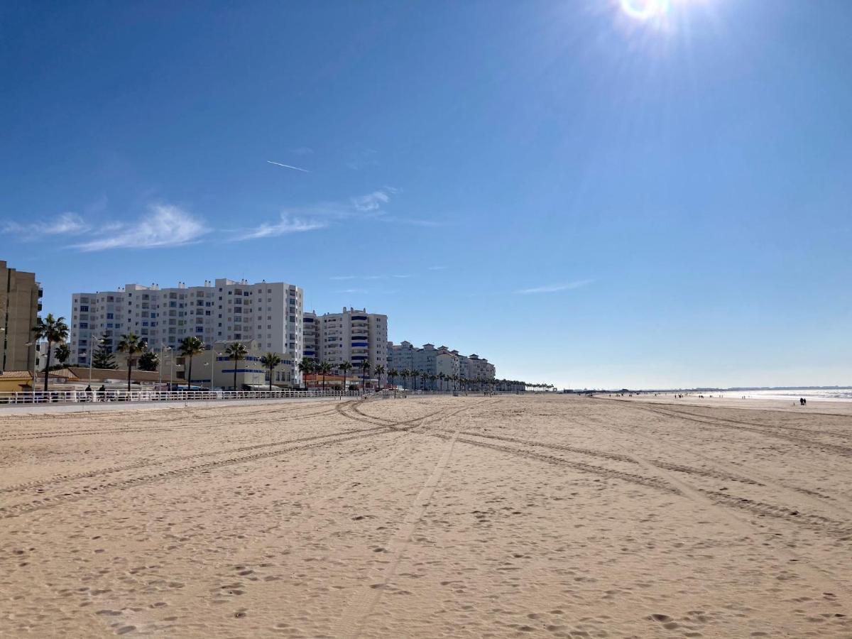 Appartement Atico Valdelagrana Playa - Aire Acondicionado Y Piscina à El Puerto de Santa María Extérieur photo