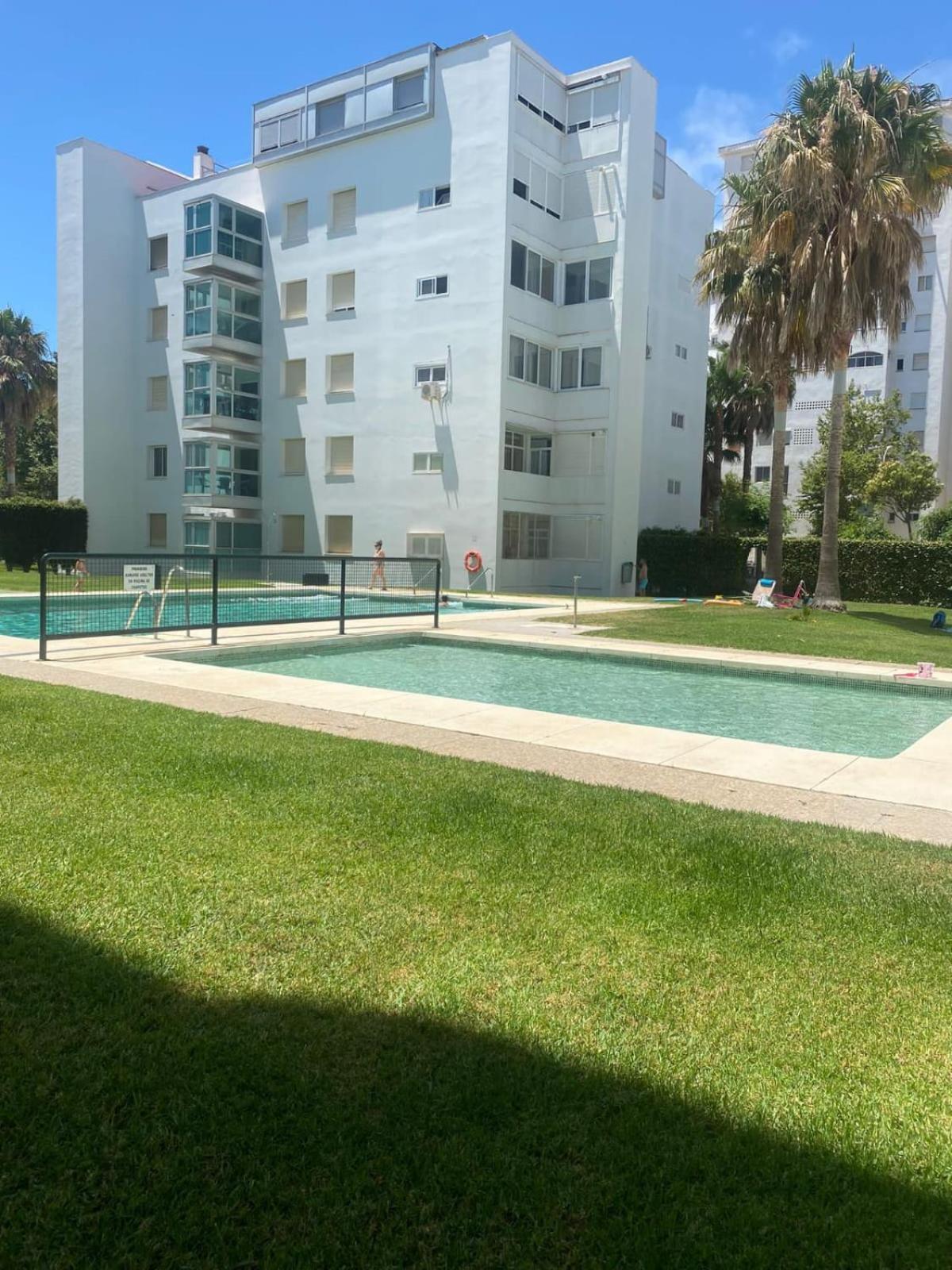 Appartement Atico Valdelagrana Playa - Aire Acondicionado Y Piscina à El Puerto de Santa María Extérieur photo